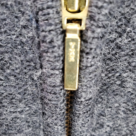 Karen Scott 100% Wool Made in Australia Zip Up Vest Gray/White Stitching SZ L - Picture 9 of 9